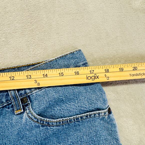 Vintage Levi's 555 Shorts Womens 14 Medium Wash Blue Denim Guy Fit Made in USA - Picture 6 of 8